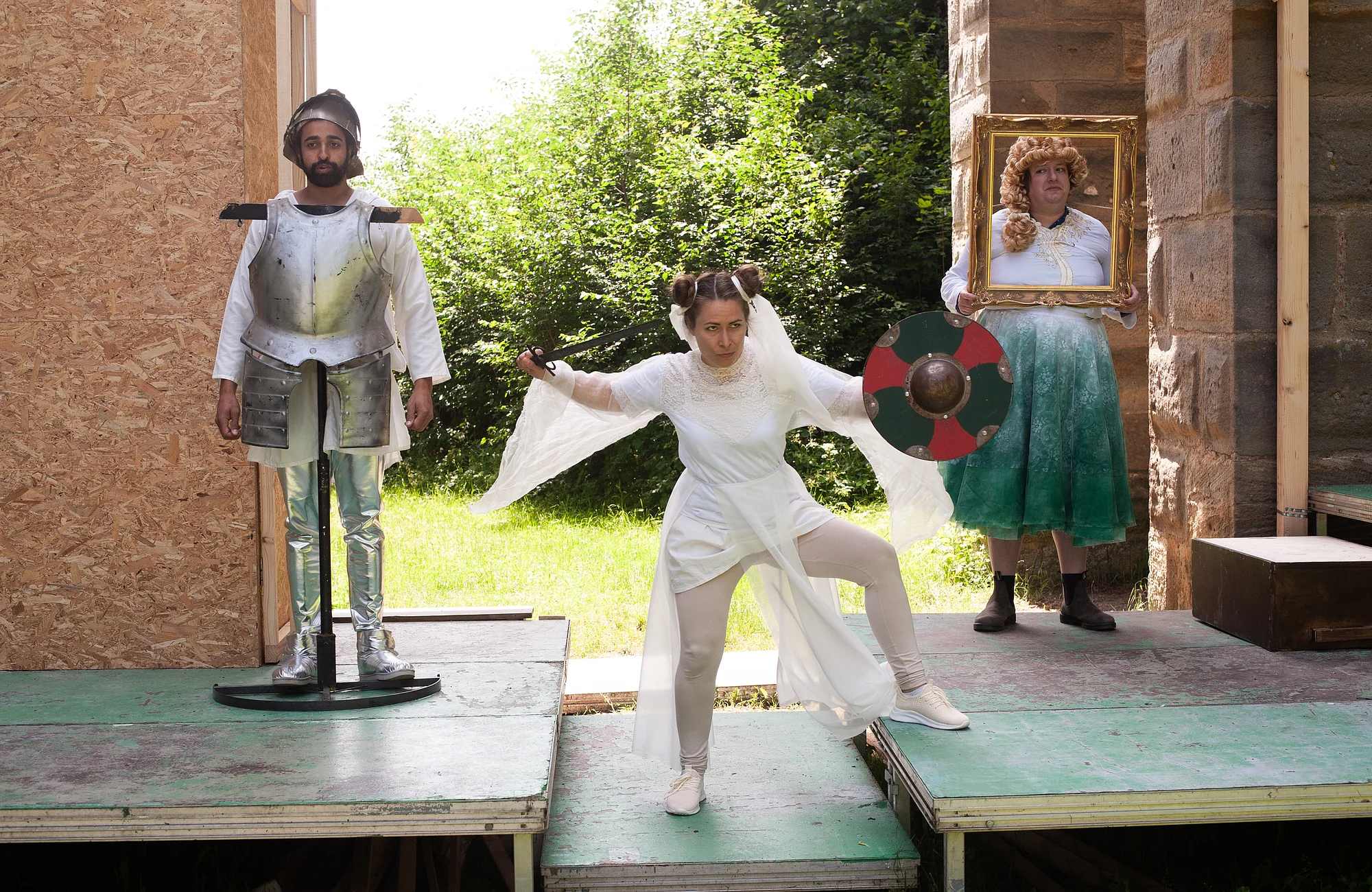 Das kleine Gespenst Das Bamberger Theater Chapeau Claque präsentiert auf der Freilichtbühne im Burggraben der Altenburg den Kinderbuchklassiker "Das kleine Gespenst" von Otfried Preußler.