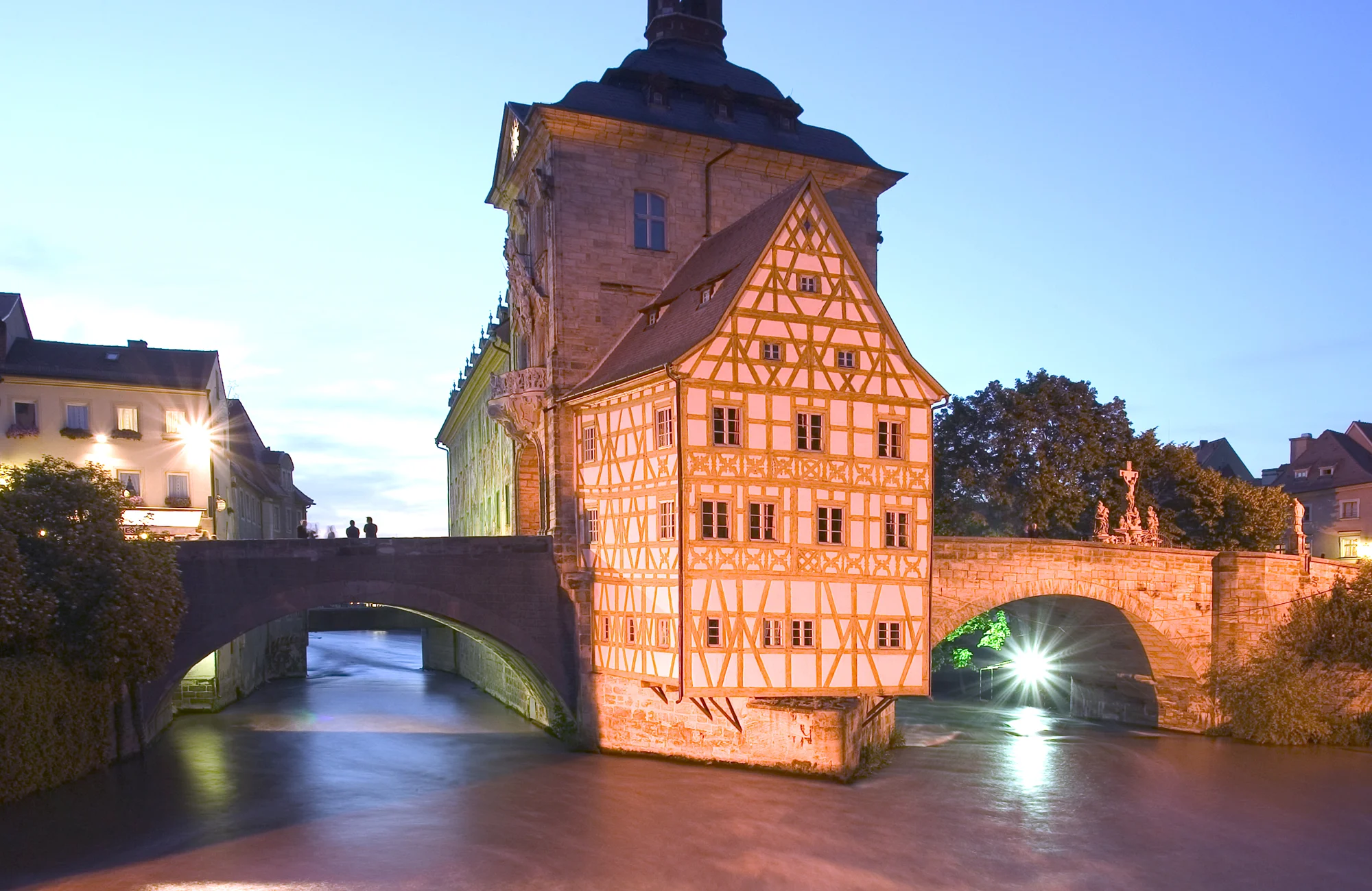 Altes Rathaus inmitten der Regnitz