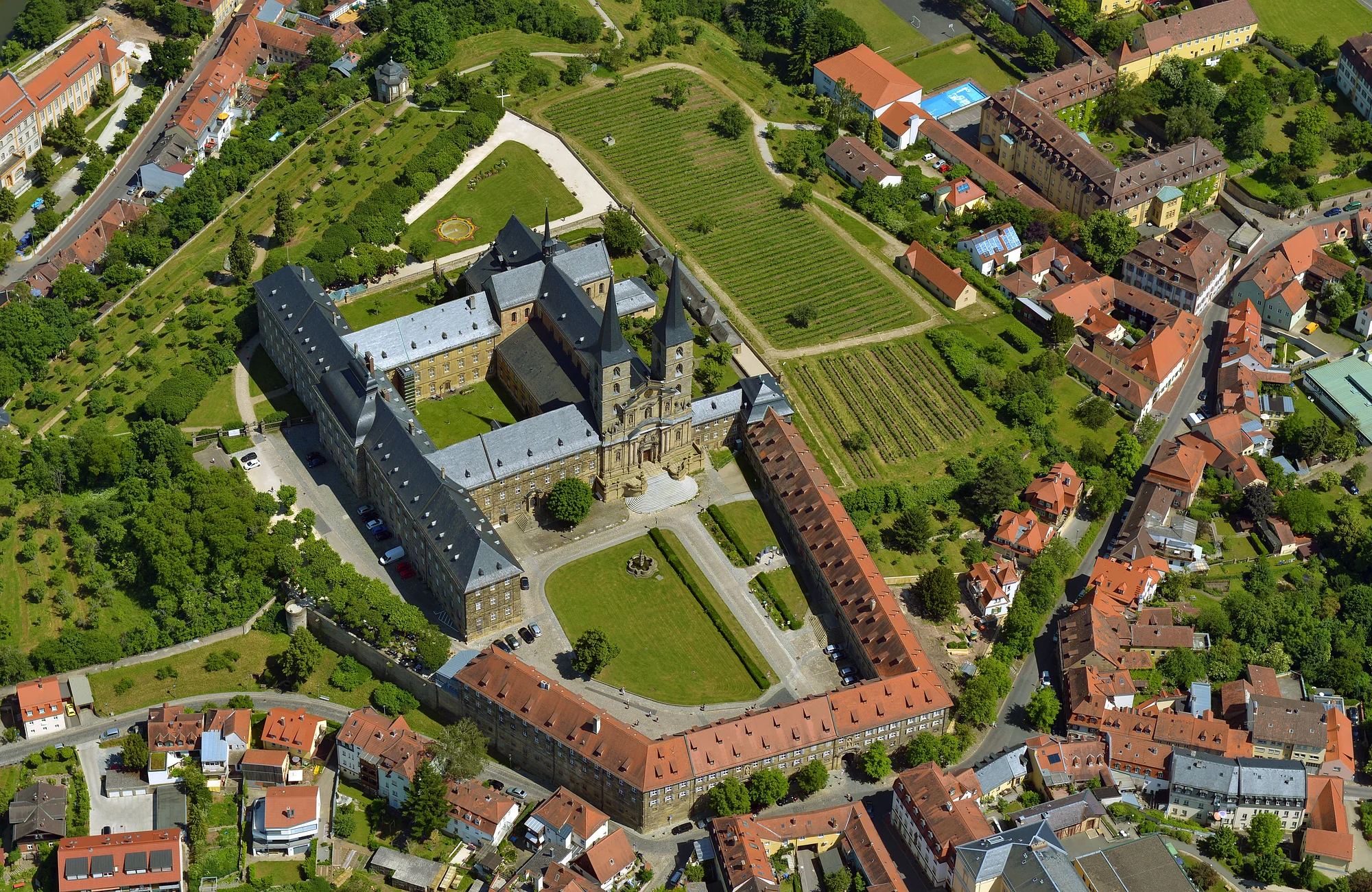 Kloster St. Michael aus der Luft