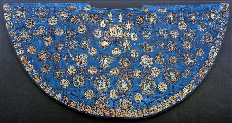 Sternenmantel von Kaiser Heinrich II - Ausstellungsstück im Diözesanmuseum